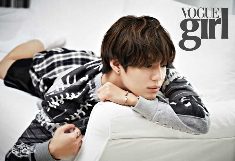 李泰民(/LeeTaemin)Magazine生活照