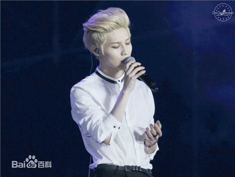 李泰民(/LeeTaemin)Live Show素颜照相册