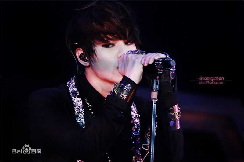 李泰民(/LeeTaemin)Live Show素颜照相册