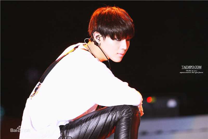 李泰民(/LeeTaemin)Live Show素颜照相册