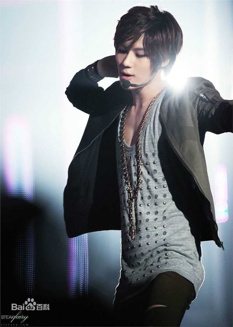 李泰民(/LeeTaemin)Live Show素颜照相册
