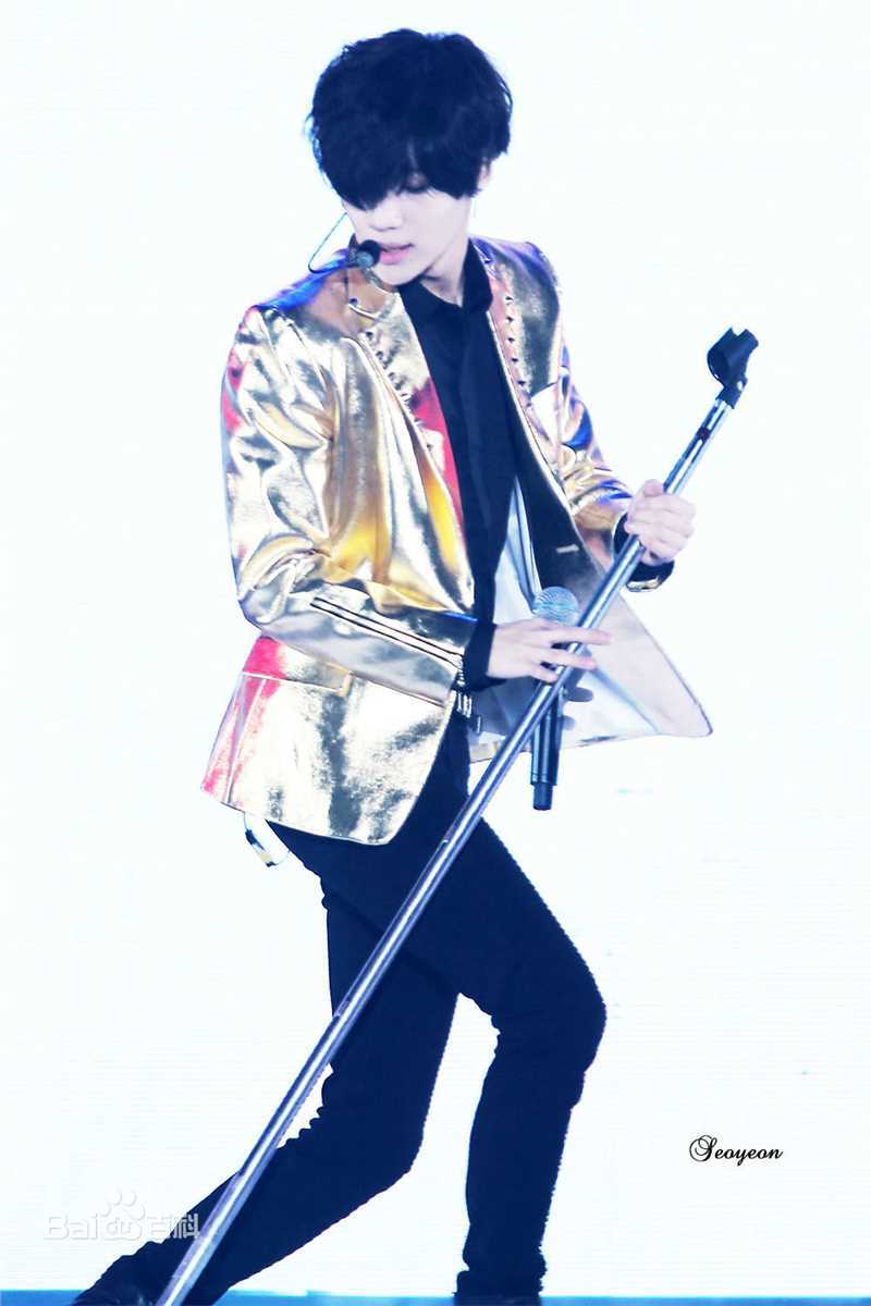 李泰民(/LeeTaemin)Live Show素颜照相册