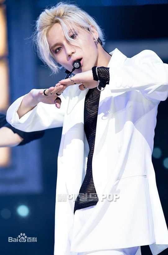 李泰民(/LeeTaemin)Live Show素颜照相册