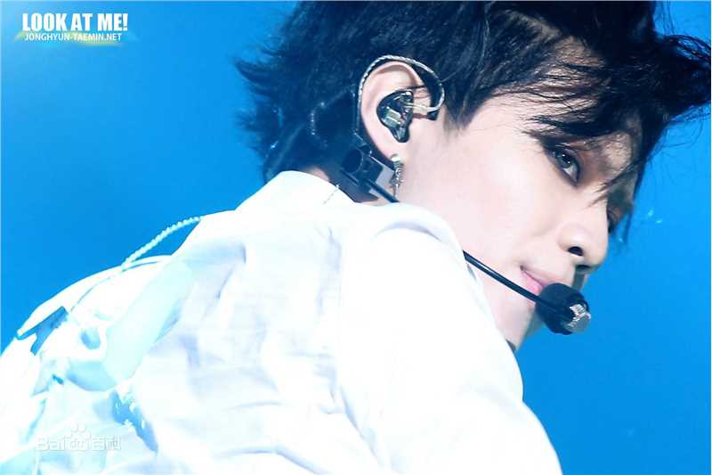 李泰民(/LeeTaemin)Live Show素颜照相册