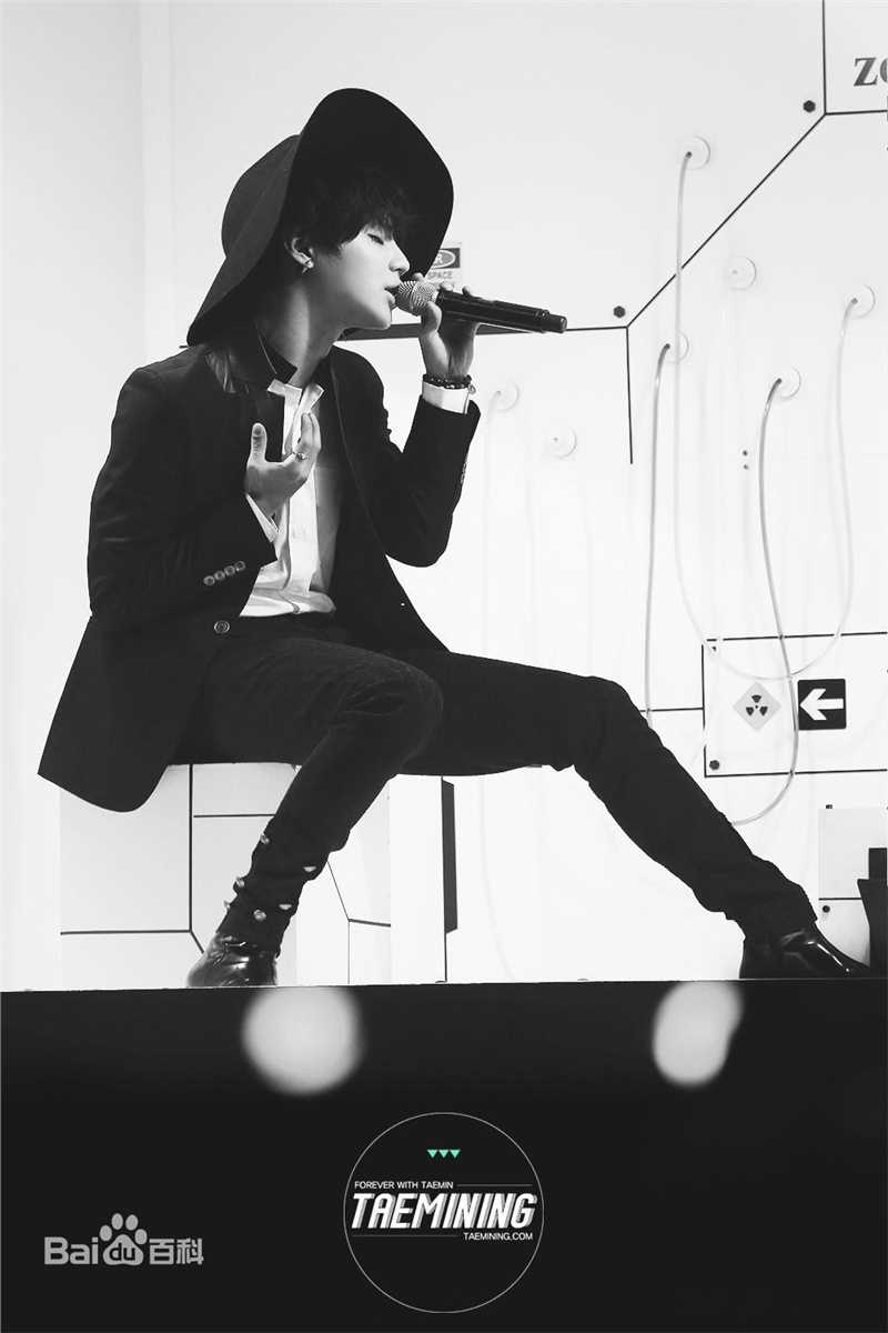 李泰民(/LeeTaemin)Live Show素颜照相册