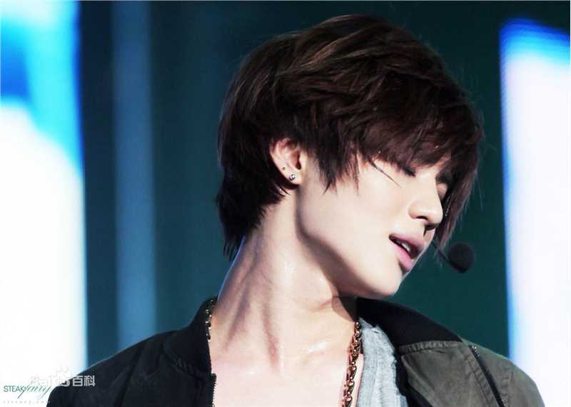 李泰民(/LeeTaemin)Live Show素颜照相册