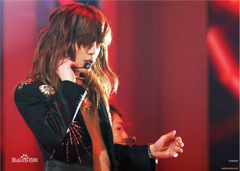 李泰民(/LeeTaemin)Live Show素颜照相册