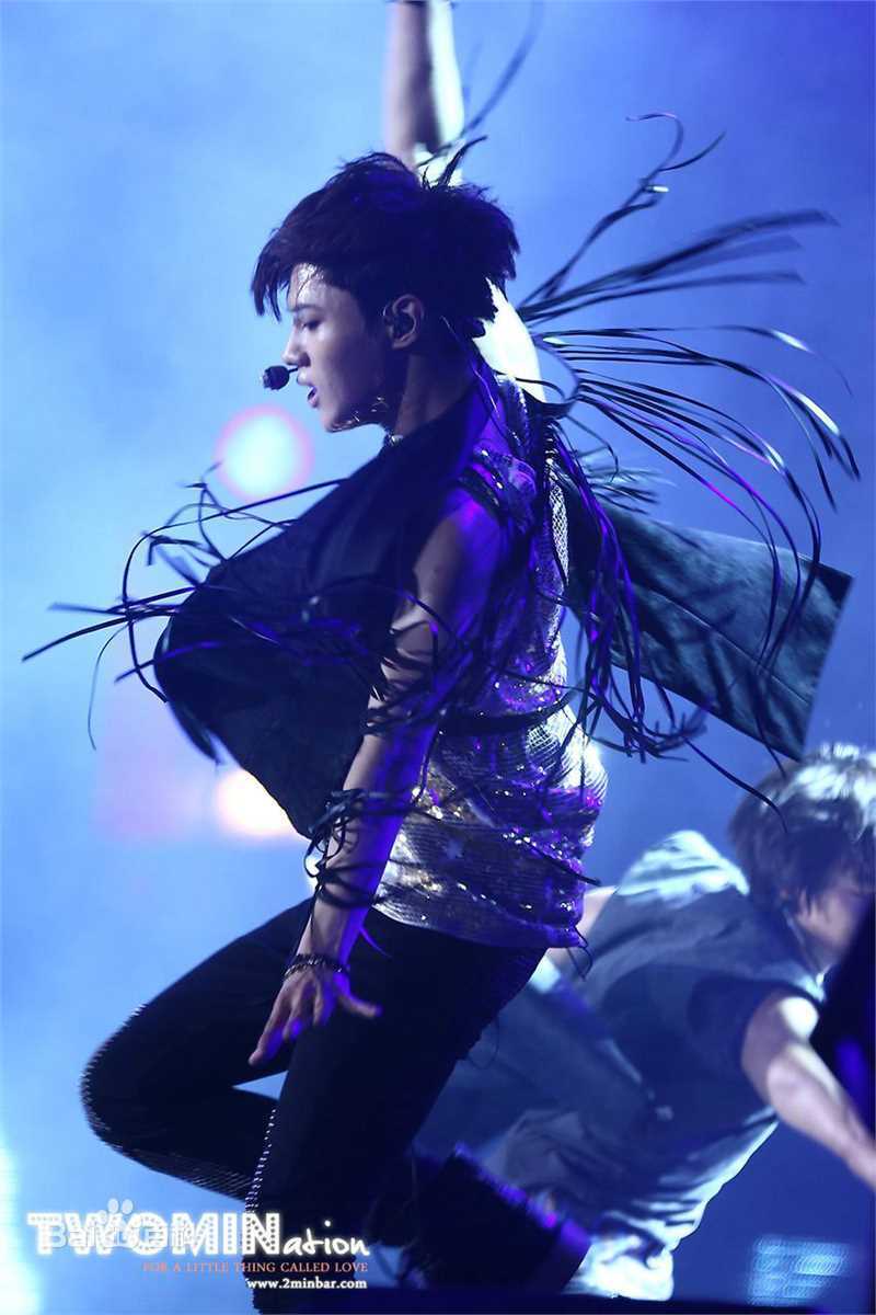 李泰民(/LeeTaemin)Live Show素颜照相册