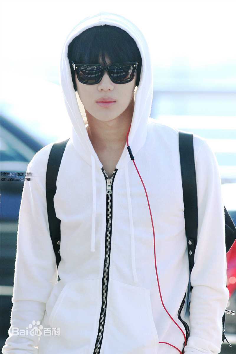 李泰民(/LeeTaemin)Street Snap素颜照相册