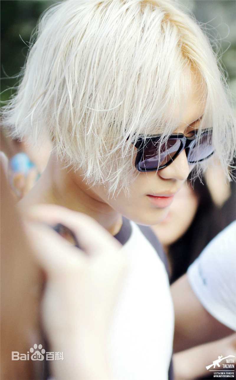 李泰民(/LeeTaemin)Street Snap素颜照相册