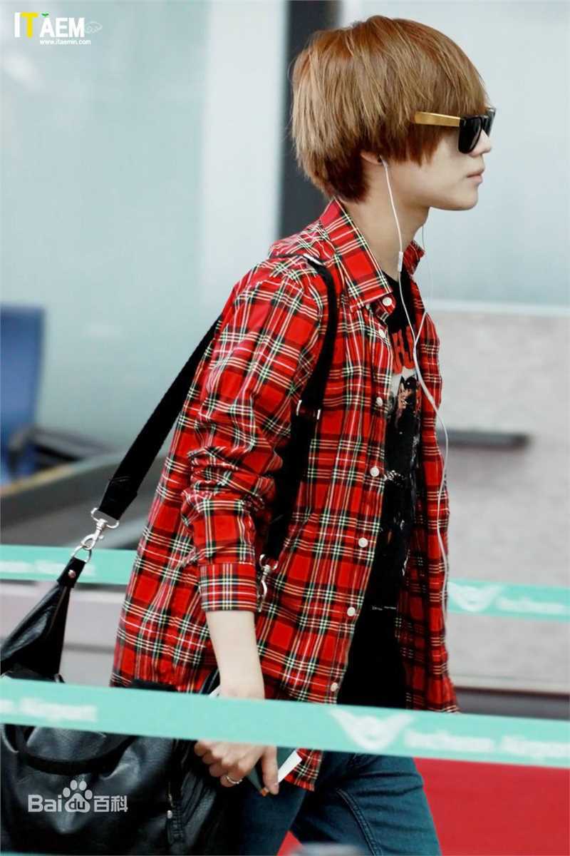 李泰民(/LeeTaemin)Street Snap素颜照相册