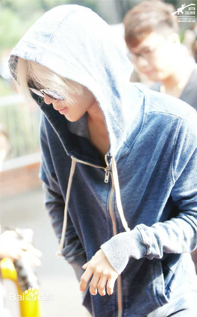 李泰民(/LeeTaemin)Street Snap素颜照相册