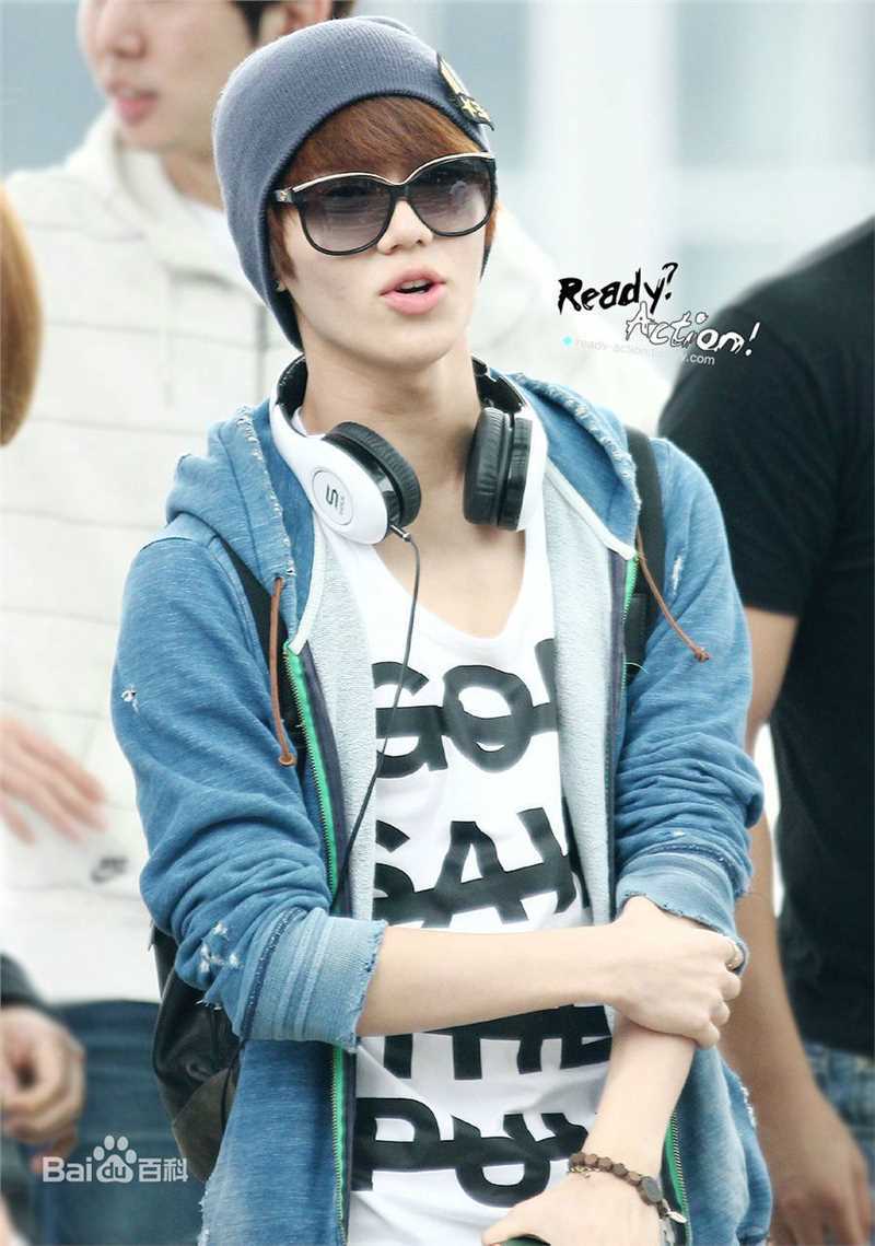 李泰民(/LeeTaemin)Street Snap素颜照相册