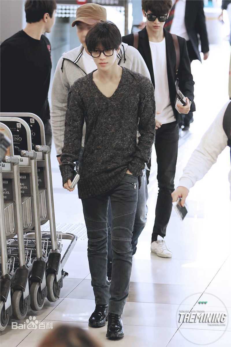 李泰民(/LeeTaemin)Street Snap素颜照相册