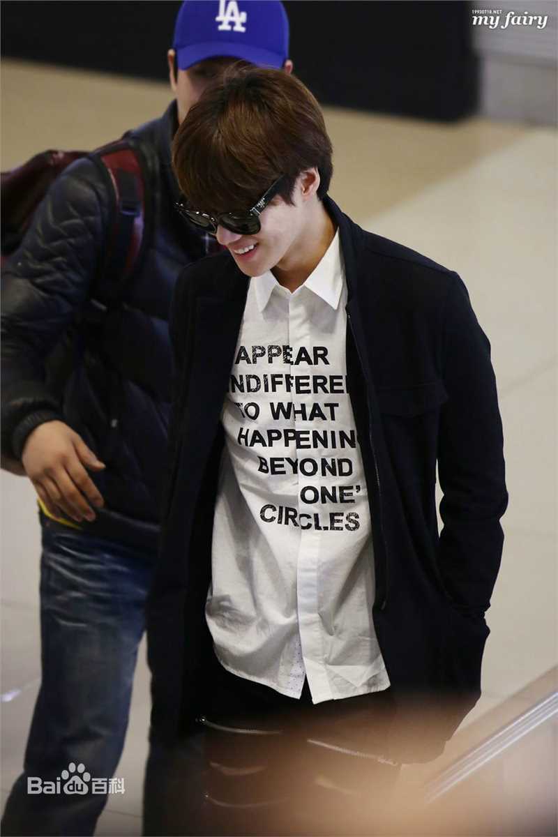 李泰民(/LeeTaemin)Street Snap素颜照相册