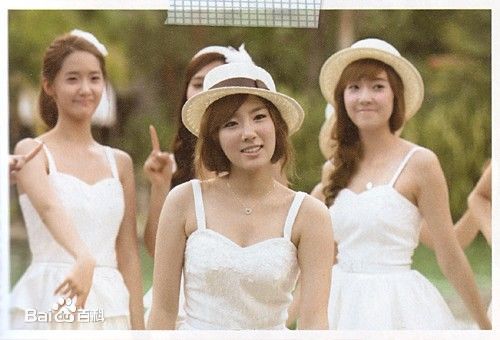 少女时代(韩文： 日文：しょうじょじだい 英文：Girls' Generation)普吉岛