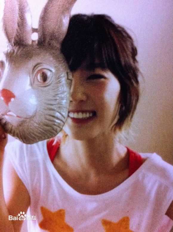 少女时代(韩文： 日文：しょうじょじだい 英文：Girls' Generation)最优质Holiday 相册