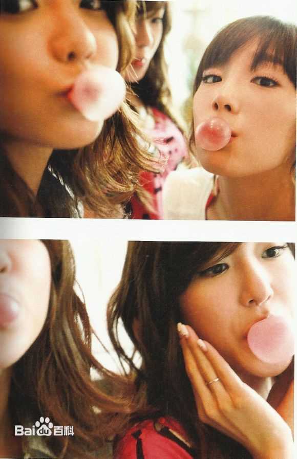 少女时代(韩文： 日文：しょうじょじだい 英文：Girls' Generation)最优质Holiday 相册