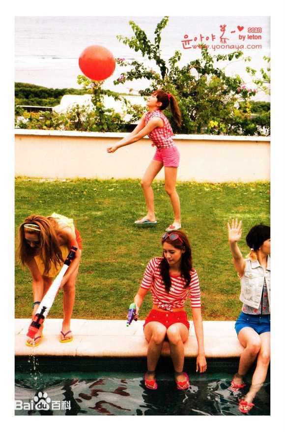 少女时代(韩文： 日文：しょうじょじだい 英文：Girls' Generation)最优质Holiday 相册