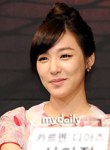 最全少女时代(韩文： 日文：しょうじょじだい 英文：Girls' Generation)精彩图册