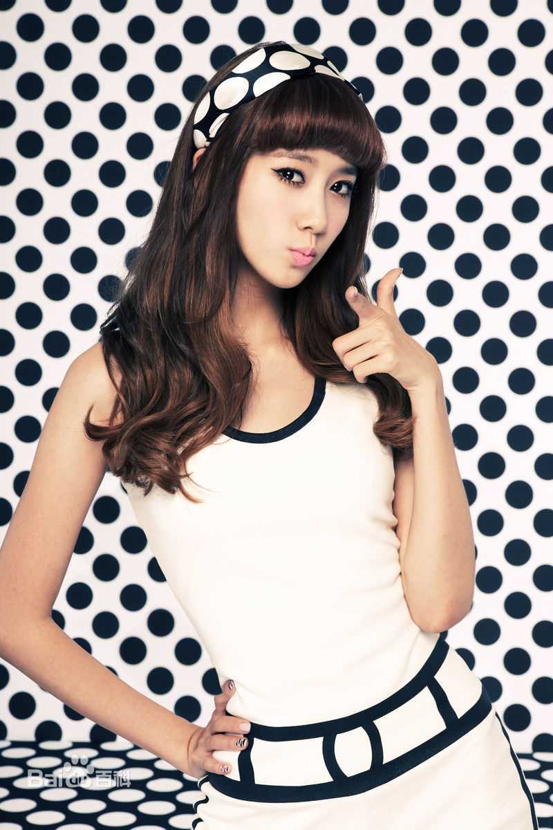 最全少女时代(韩文： 日文：しょうじょじだい 英文：Girls' Generation)精彩图册1