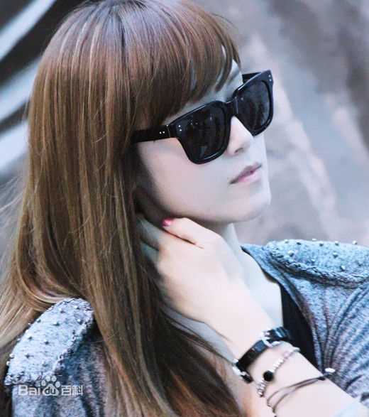 最新少女时代(韩文： 日文：しょうじょじだい 英文：Girls' Generation)精彩图册5