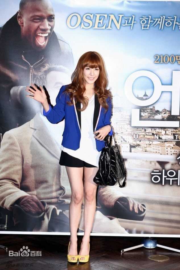 最新少女时代(韩文： 日文：しょうじょじだい 英文：Girls' Generation)精彩图册