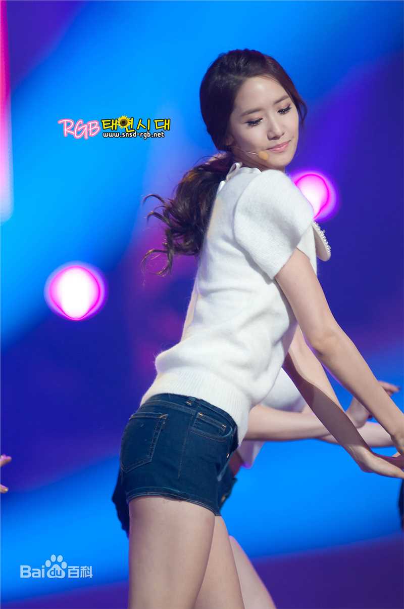 最新少女时代(韩文： 日文：しょうじょじだい 英文：Girls' Generation)精彩图册4