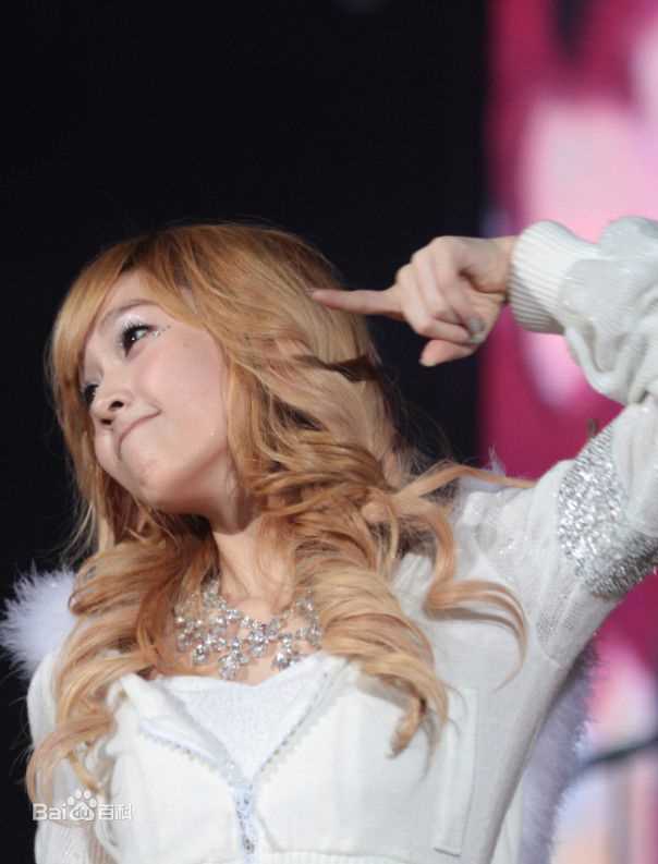 最新少女时代(韩文： 日文：しょうじょじだい 英文：Girls' Generation)精彩图册4