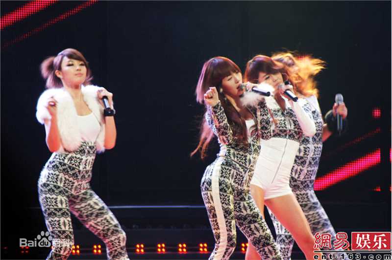 最优质少女时代(韩文： 日文：しょうじょじだい 英文：Girls' Generation)精彩图册