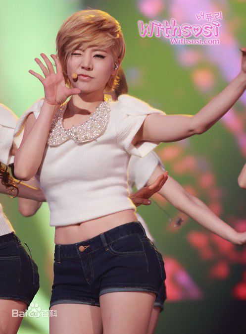 精选少女时代(韩文： 日文：しょうじょじだい 英文：Girls' Generation)精彩图册2