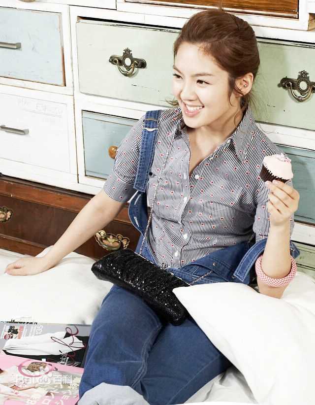 精选少女时代(韩文： 日文：しょうじょじだい 英文：Girls' Generation)精彩图册2