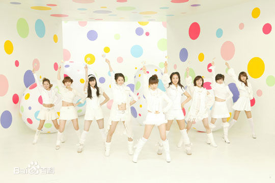 精选少女时代(韩文： 日文：しょうじょじだい 英文：Girls' Generation)精彩图册