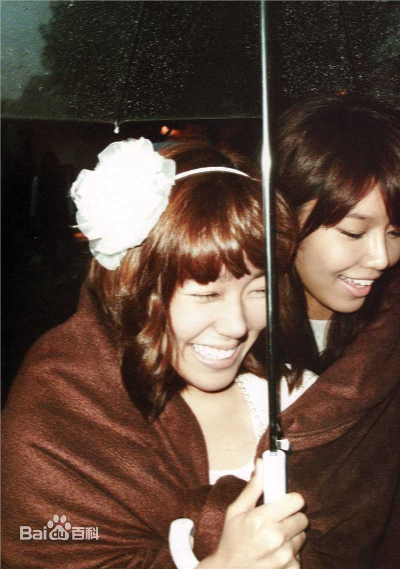 精选少女时代(韩文： 日文：しょうじょじだい 英文：Girls' Generation)精彩图册2