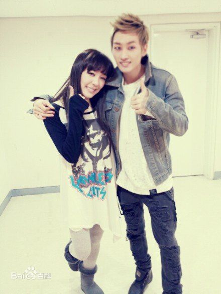 精选少女时代(韩文： 日文：しょうじょじだい 英文：Girls' Generation)精彩图册2