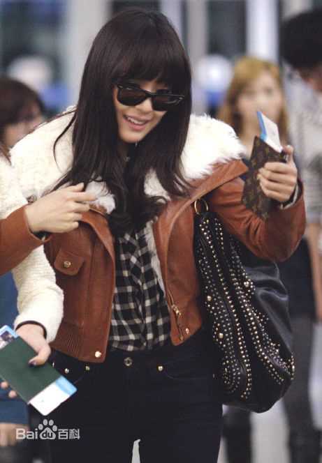 精选少女时代(韩文： 日文：しょうじょじだい 英文：Girls' Generation)精彩图册1