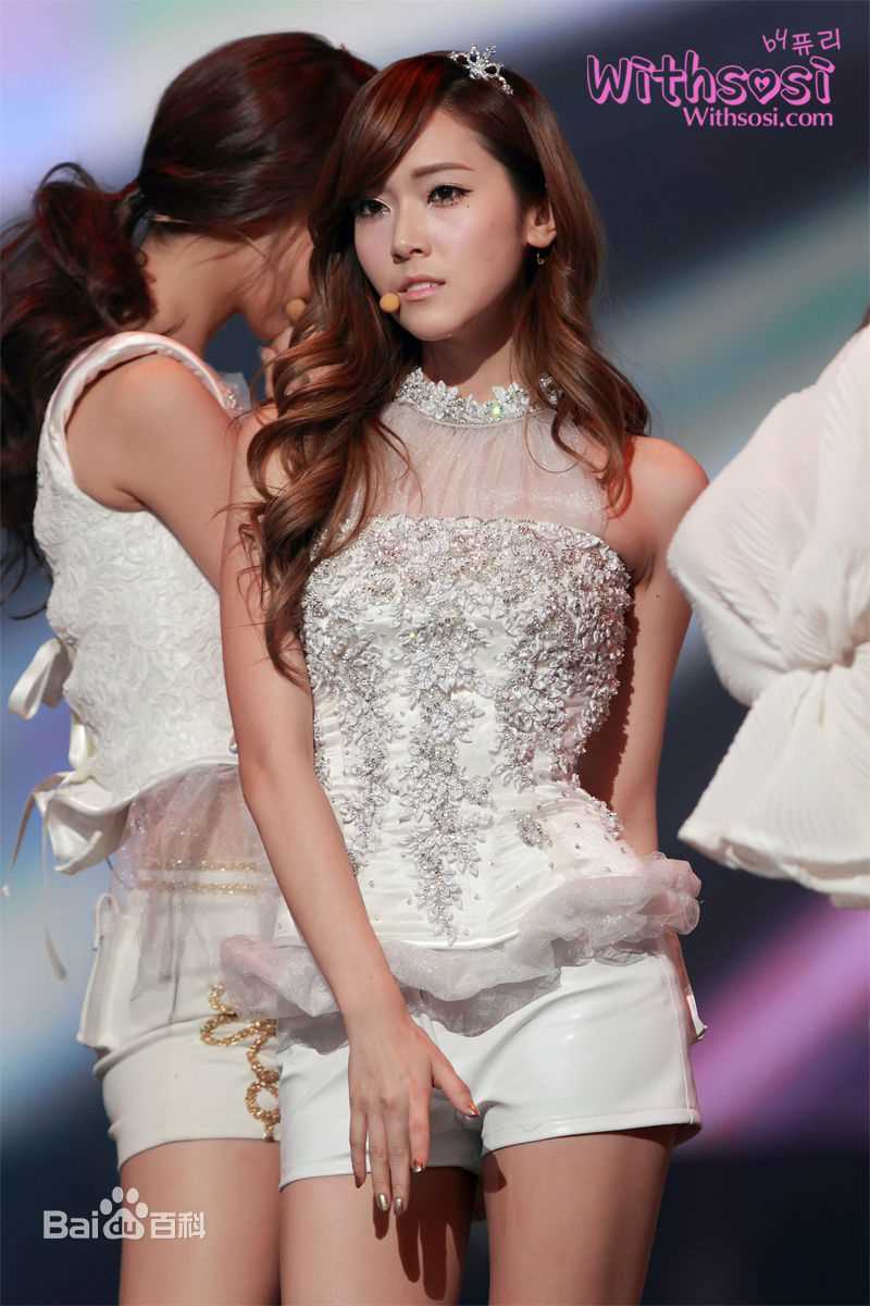 精选少女时代(韩文： 日文：しょうじょじだい 英文：Girls' Generation)精彩图册1