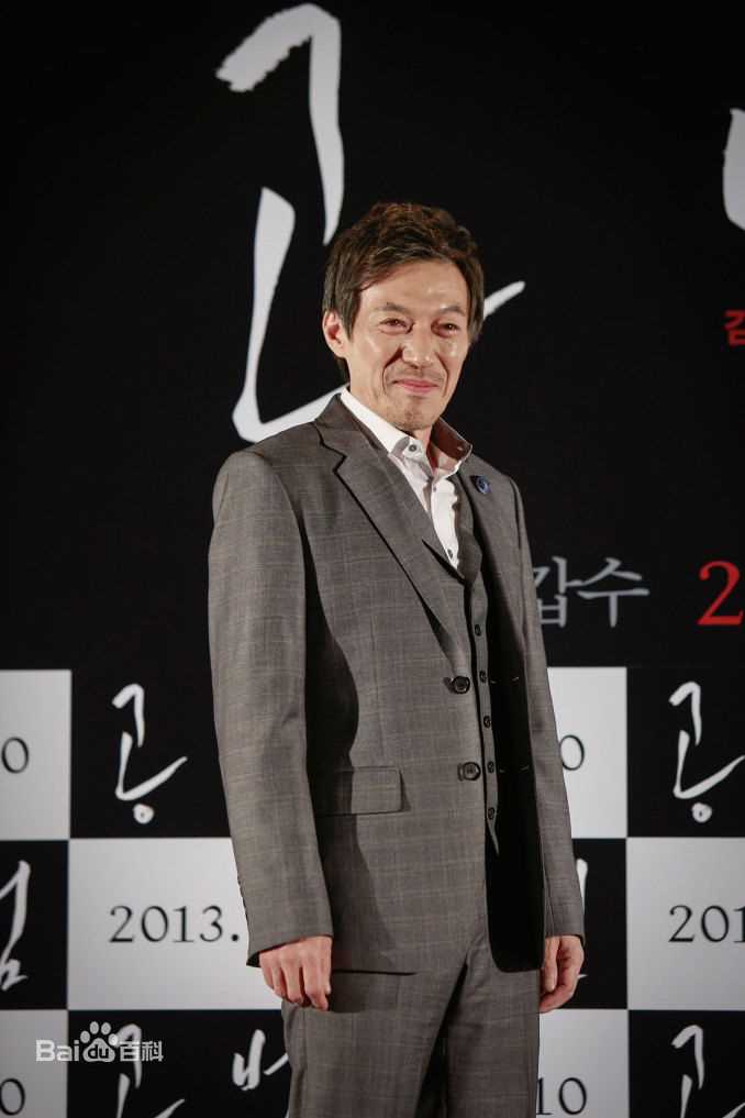 最优质金甲洙()生活照