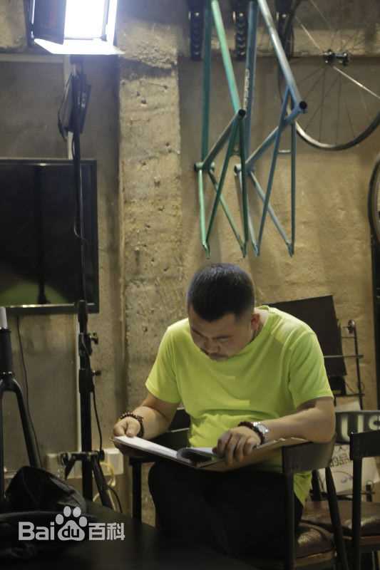 梁锋(Erics)导演壁纸壁纸