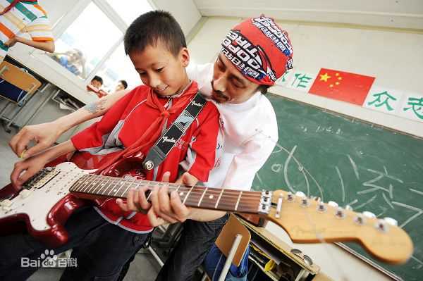 谢天笑生活中的图册