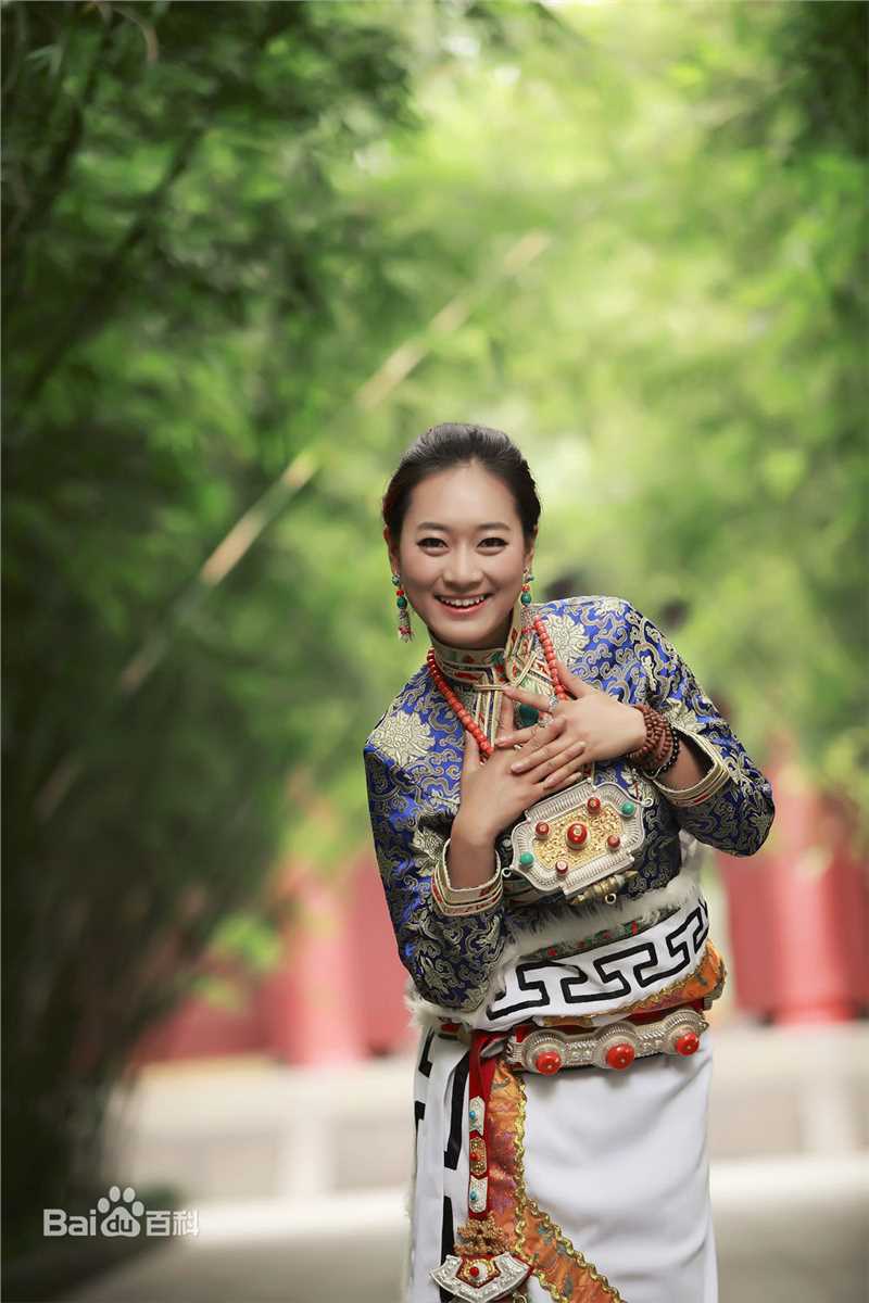 尼玛颂宋藏服造型图片图集