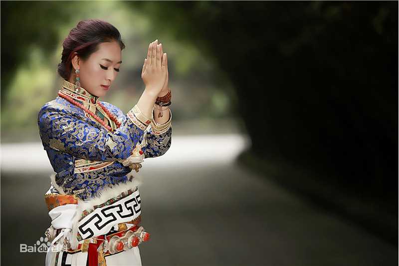 尼玛颂宋藏服造型图片图集