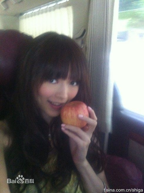 连诗雅(Shiga Lin)生活照前后照片