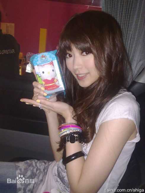 连诗雅(Shiga Lin)生活照前后照片