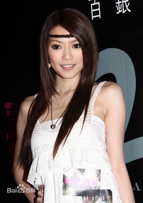 连诗雅(Shiga Lin)喜爱夜蒲生活照