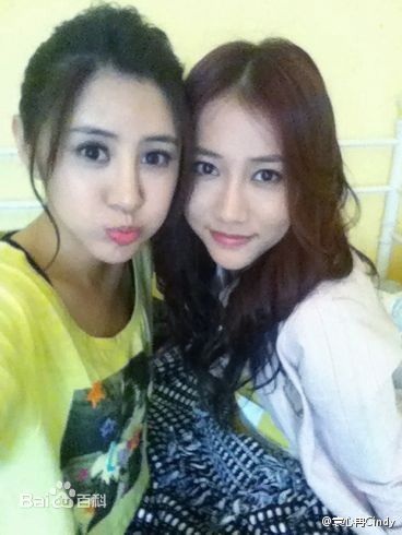 袁心冉素颜照壁纸壁纸