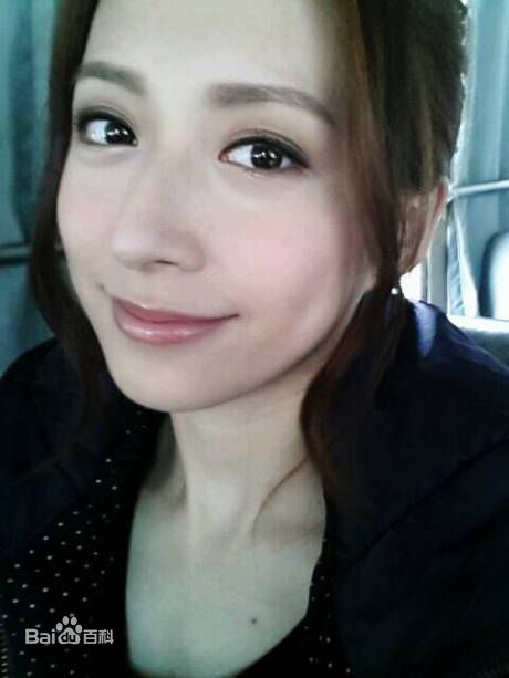 龚嘉欣(Katy)个人照壁纸壁纸