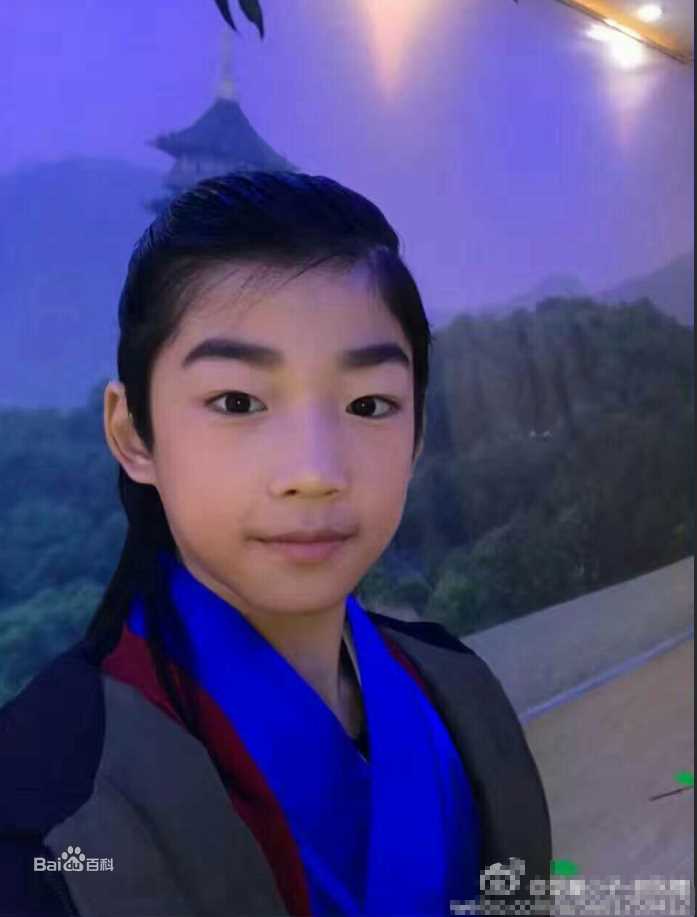 林秋楠图集素颜照相册