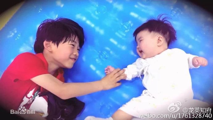 林秋楠图集素颜照相册