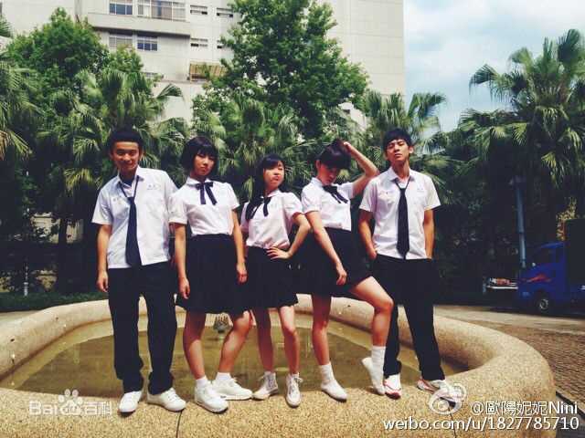 欧阳妮妮在出演《六弄咖啡馆》中的